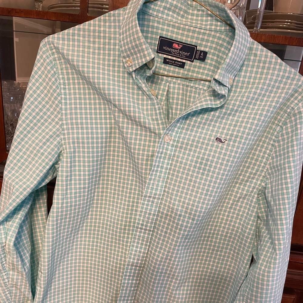 Vineyard Vines boys button up shirt